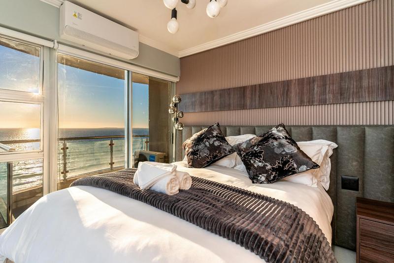 4 Bedroom Property for Sale in Bloubergstrand Western Cape